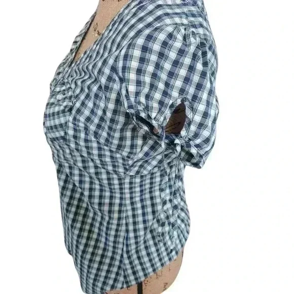 Levi's Shirt - Picture 4 of 6